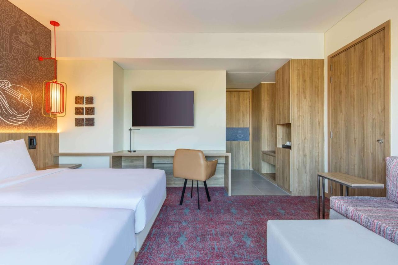 Hyatt Centric Soalteemode Kathmandu Hotel Ngoại thất bức ảnh
