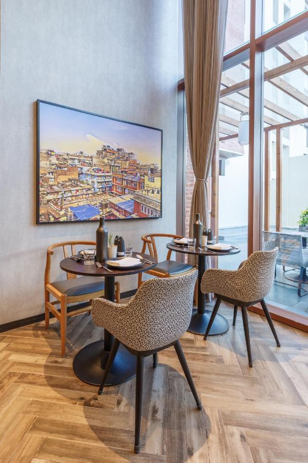 Hyatt Centric Soalteemode Kathmandu Hotel Ngoại thất bức ảnh